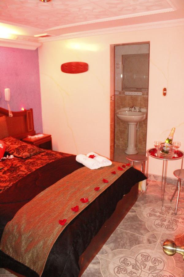 بوغوتا Motel Piramides De Cristal المظهر الخارجي الصورة
