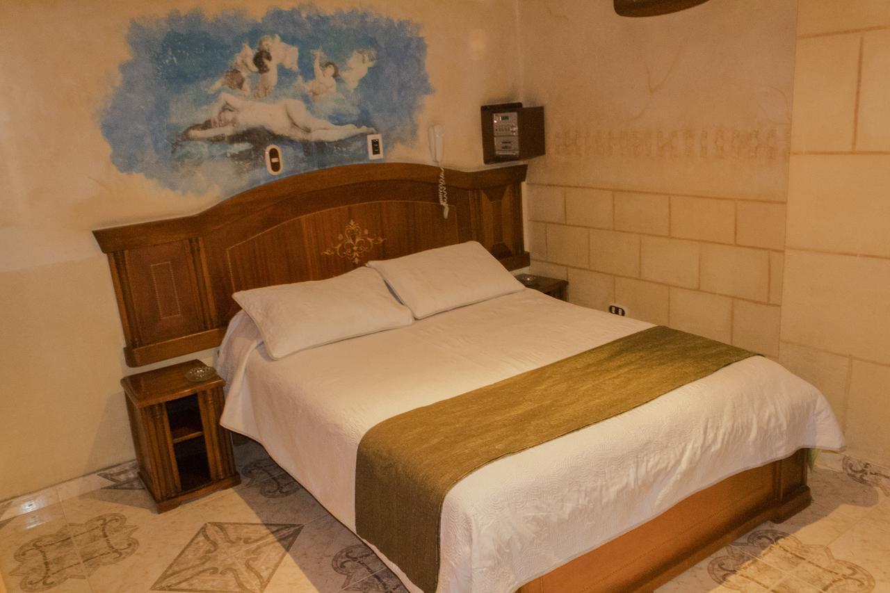 بوغوتا Motel Piramides De Cristal المظهر الخارجي الصورة