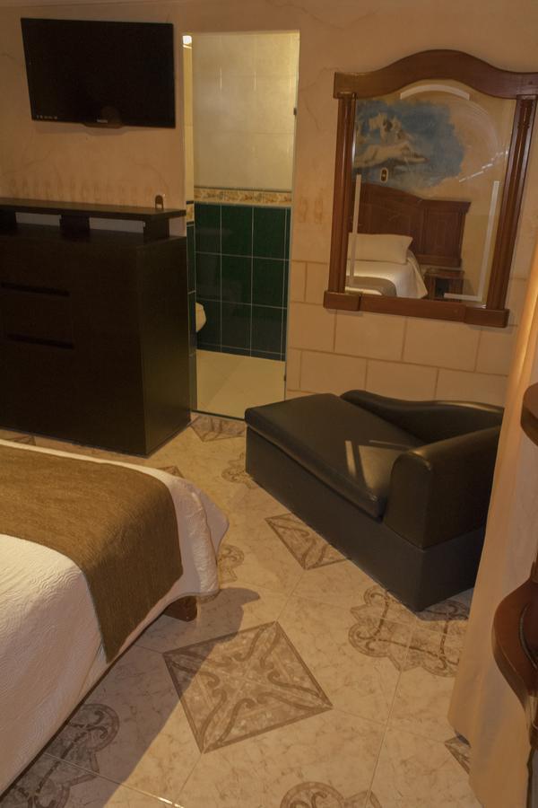 بوغوتا Motel Piramides De Cristal المظهر الخارجي الصورة